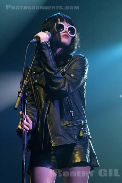 SKY FERREIRA - 2013-11-02 - PARIS - Grande Halle de La Villette - 